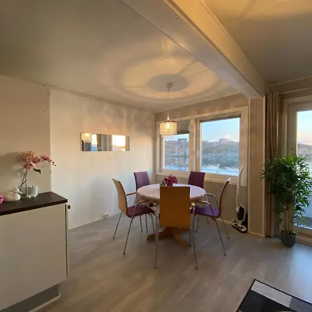 Feriehus Tofterøy Camping *